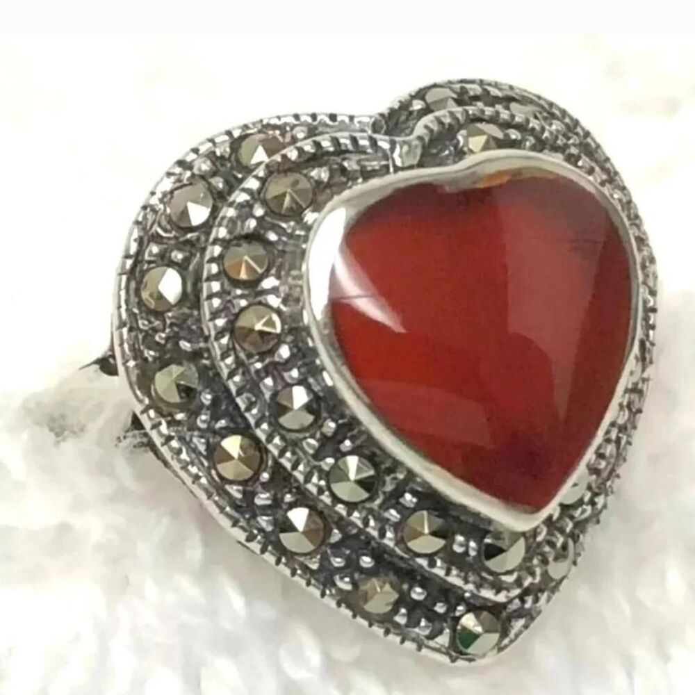 Vintage-supply Women's Red and Silver Jewellery